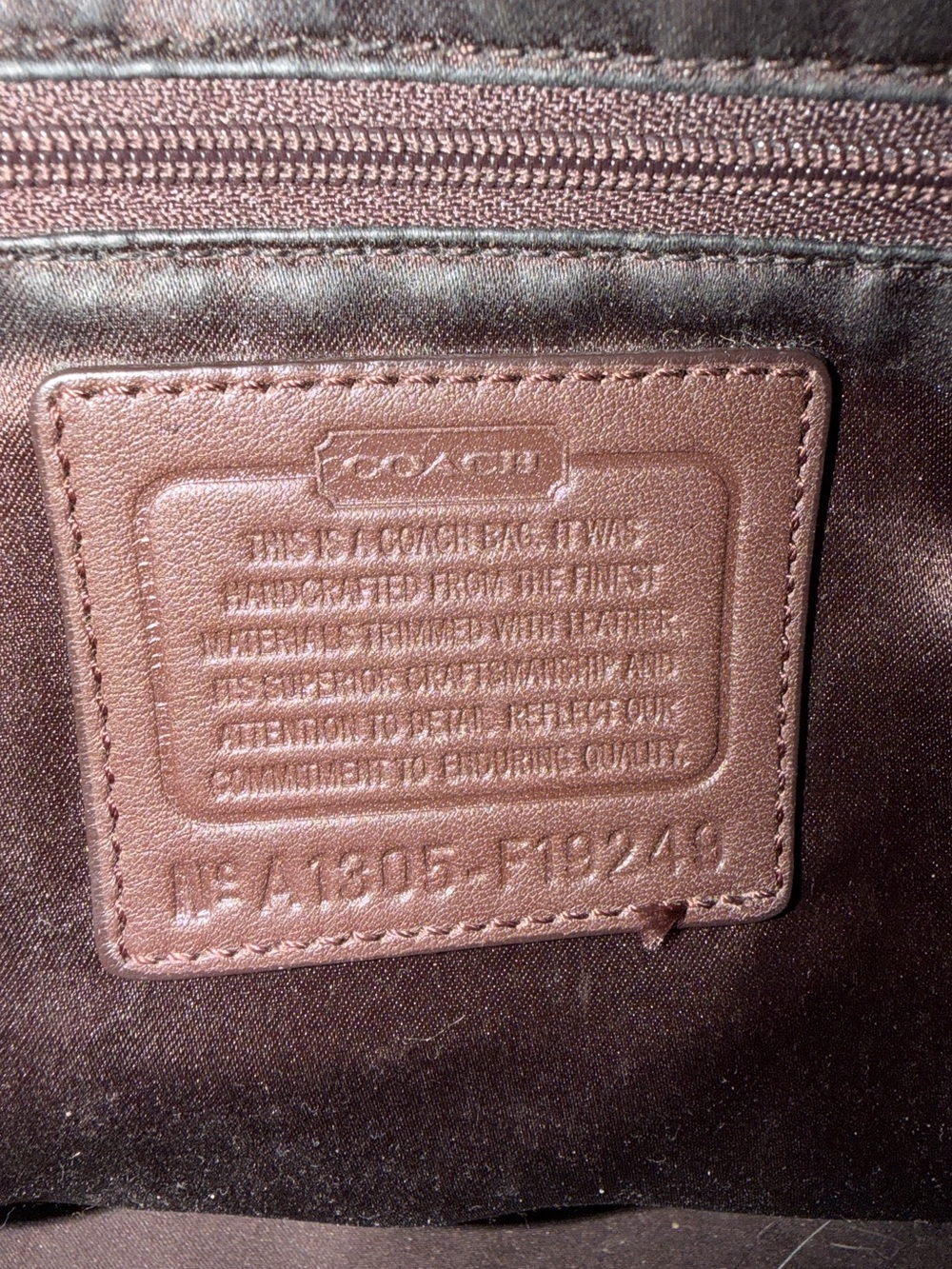 Coach Gallery Signature Zip Tote - Picture 7 of 12